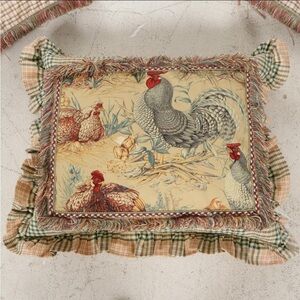 Farmhouse Rooster Decorative Pillow